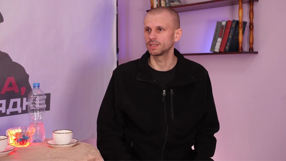 Украина объективно не сможет «забрать» Крым военным путем #Мамаявпорядке