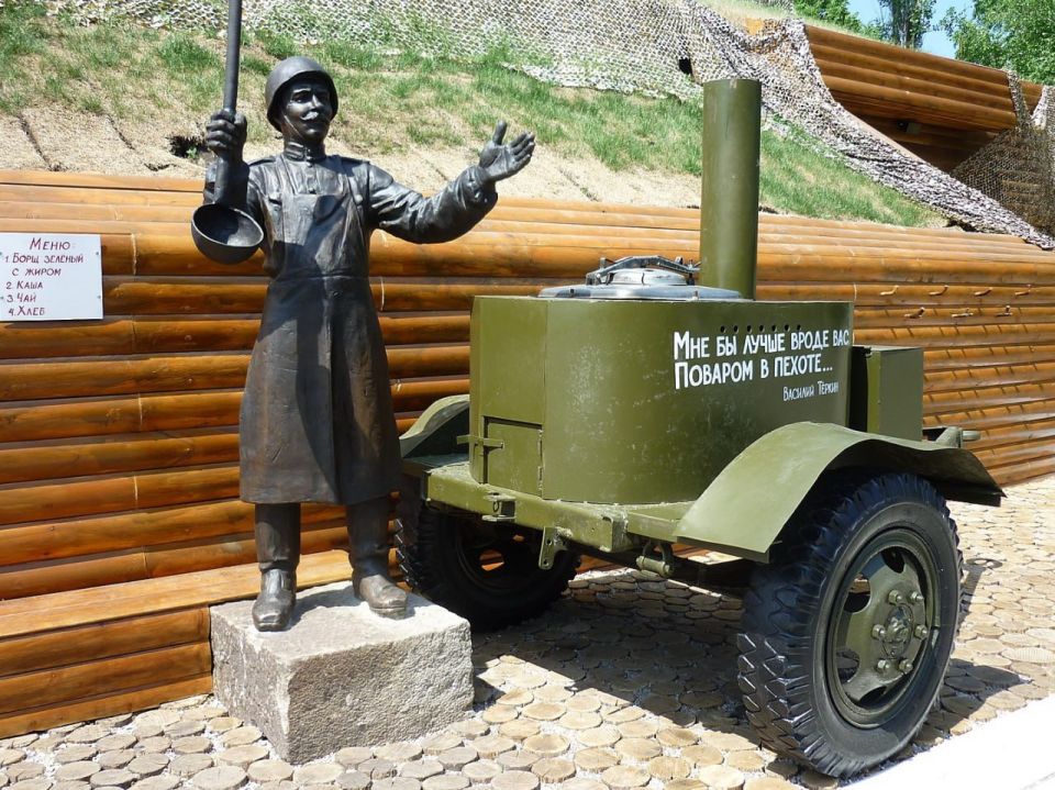 Кормил и солдат, и генералов: как фронтовой повар удостоился медалей «За боевые заслуги»