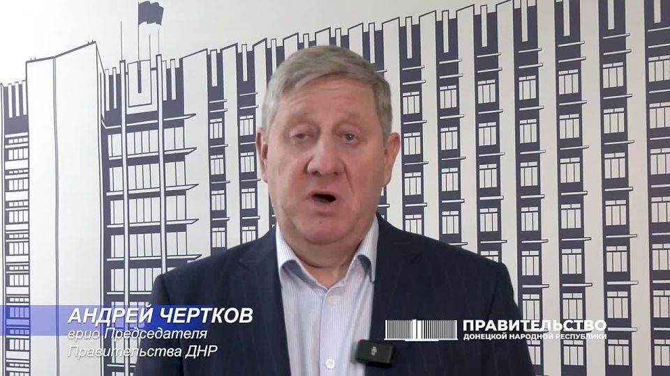Андрей Чертков: Дорогие друзья!. Уверен, вы хотите, чтобы ваши любимые места – парки, скверы, дворики, те самые, где вы назначаете свидания, занимаетесь спортом, отдыхаете семьями, стали уютнее и комфортнее