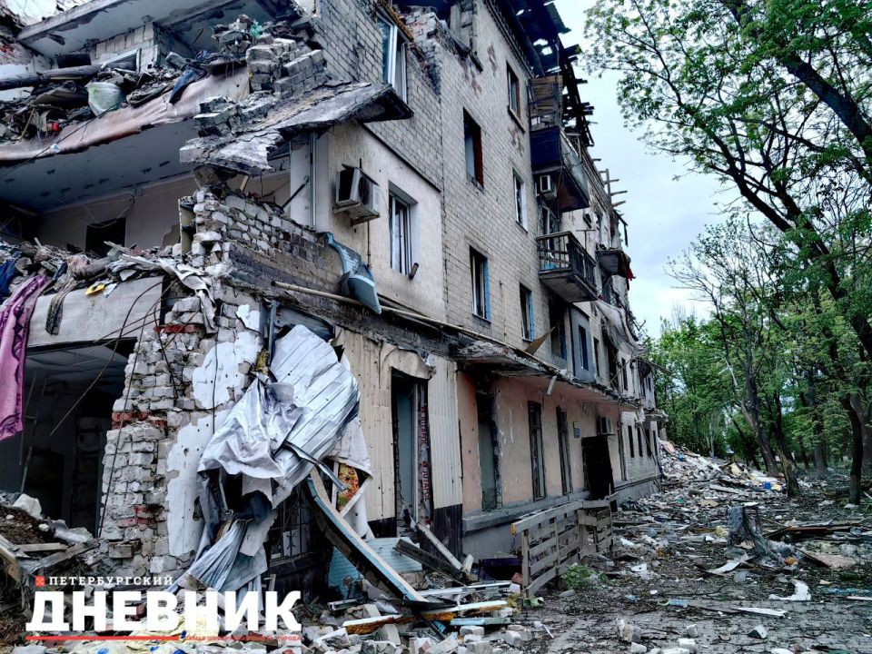 «Здесь все еще война». Военкор «Петербургского дневника» Анна Долгарева рассказала о том, как сейчас живет освобожденный Селидово