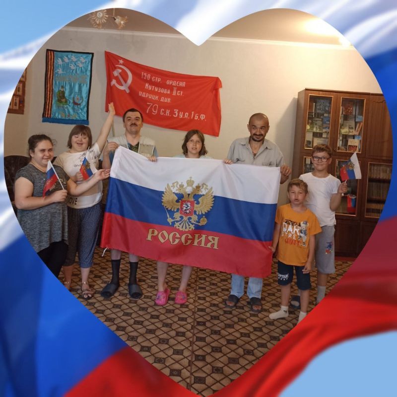 Воспитанники реабилитационного центра "Надежда" присоединились к акции "Окна России"