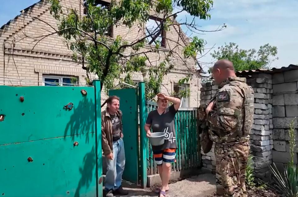 Народный фронт привез помощь в поселок Дачное
