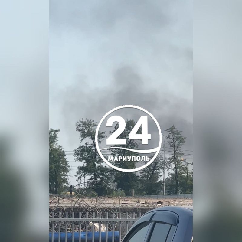 Сегодня вечером в районе улицы Краснофлотской в Мариуполе произошло возгорание