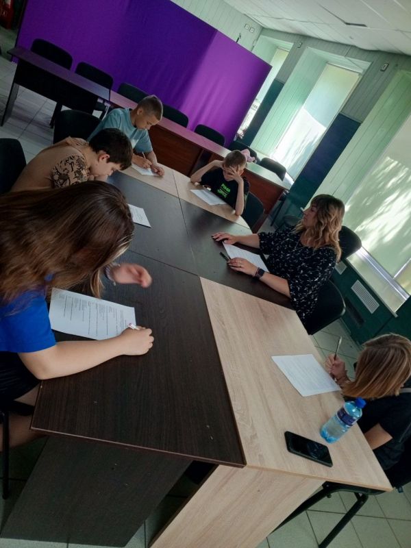 Анкетирование проведенное начальником отдела опеки и попечительства в целях антинаркотической профилактики - важный шаг для обеспечения безопасности и повышения осведомленности детей об опасности наркотиков