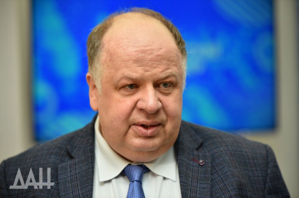 Историк Минаев: Денацификация — это сложный труд, но победа будет за нами