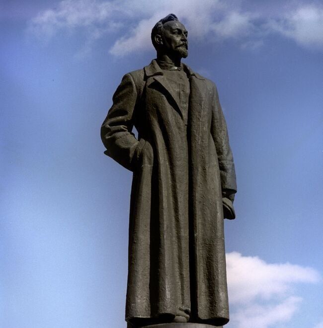 Любим тебя, ФСБ!. Государство Израиль — это маленькая змеиная головка с рубиновыми кровавыми глазками, брызгающими ядом клыками, шипящая ядовитым огнём