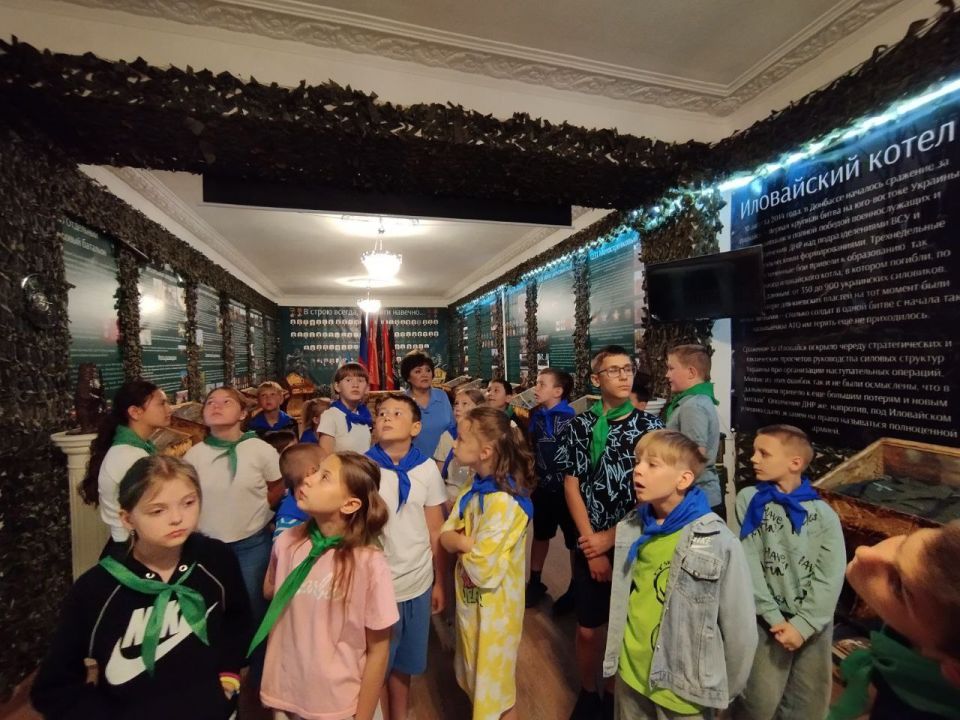 Николай Михайлов: В Комсомольское прошла экскурсия для детей пришкольного лагеря «Улыбка» Комсомольской школы