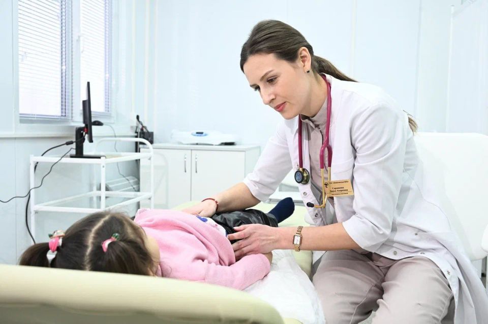 В ДНР развернули сеть из 12 опорных учреждений для детского медосмотра