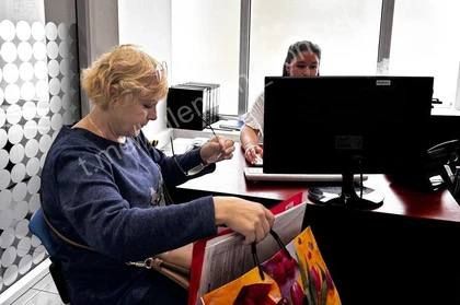 Жители Красногоровки получили первые документы на право собственности образца РФ