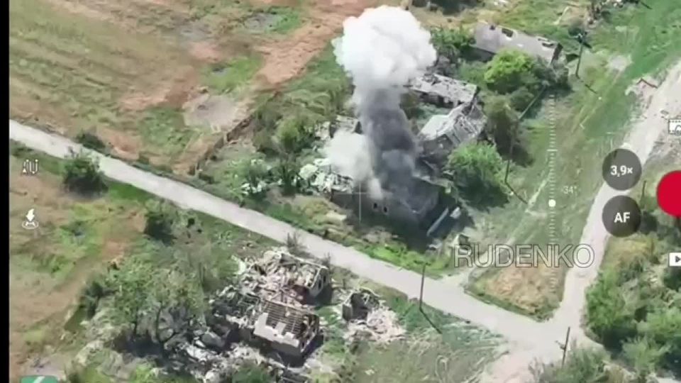 Андрей Руденко: Военнослужащие группировки войск «Центр» освободили сразу два населённых пункта Алексеевку и Зелёный Кут в ДНР