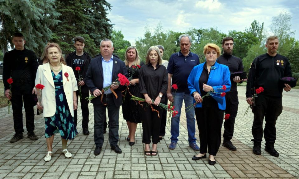 ���� ������: ���� ������ � ������. � ������������ ������ ������ ��������� ���������� ������ � �������� ������ ��������� ������