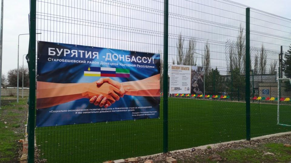 Николай Михайлов: Благодаря Бурятии в Старобешевском округе отремонтировали 15 объектов с начала 2025 года