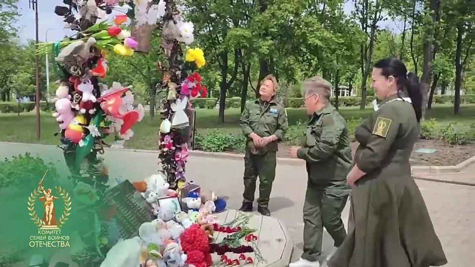 // ������ ������� � ���� ���: ����� ��� ������� �������� � �������