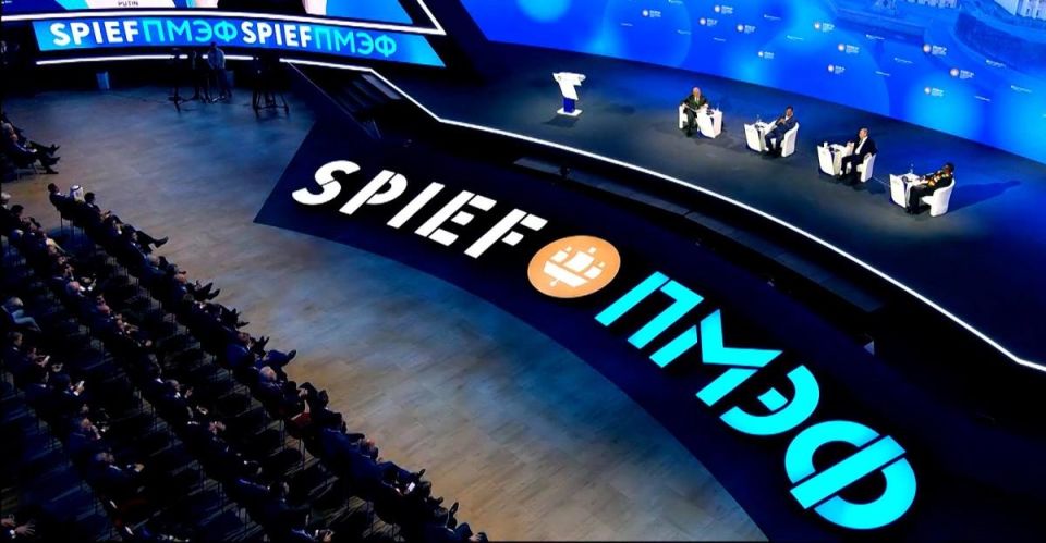 #���� � ������������ �����������: