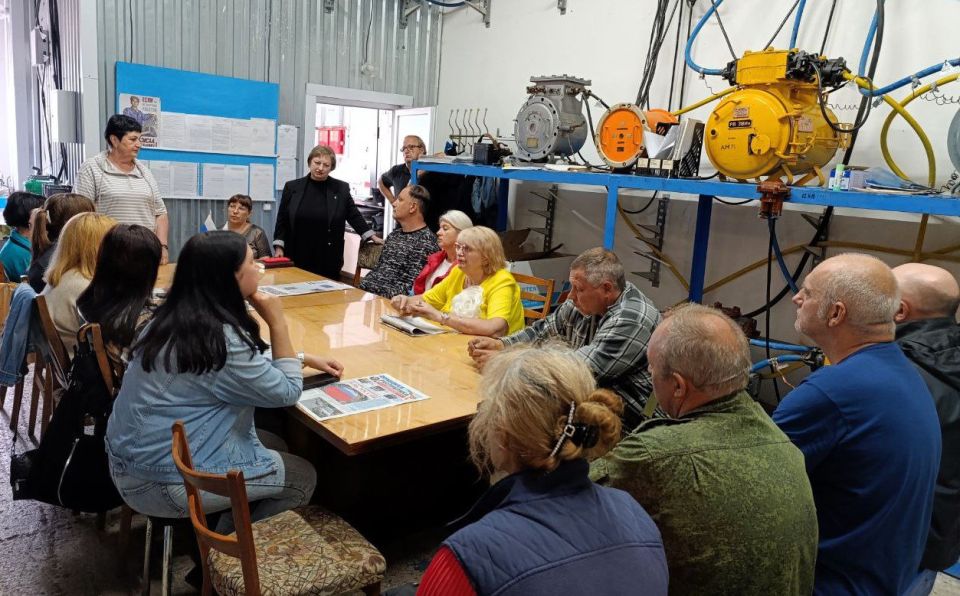 23 июня руководитель Управы Советского внутригородского района Администрации городского округа Макеевка Мария Чулакова провела встречу с трудовым коллективом Структурного подразделения «Водоотливный комплекс ликвидируемой...