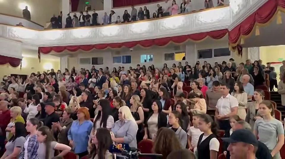 �������� ����� �������� ������ ����� ������ ����� �� ������, ��������� � ���� �� ���������