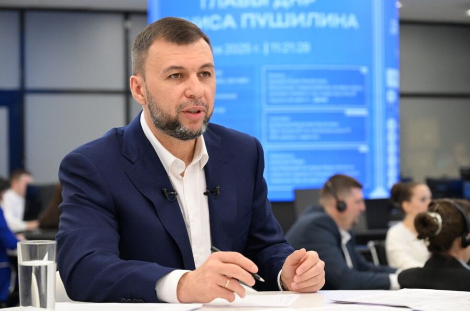 Председатель Народного Совета ДНР Константин Кузьмин подвел итоги прямой линии Главы ДНР Дениса Пушилина