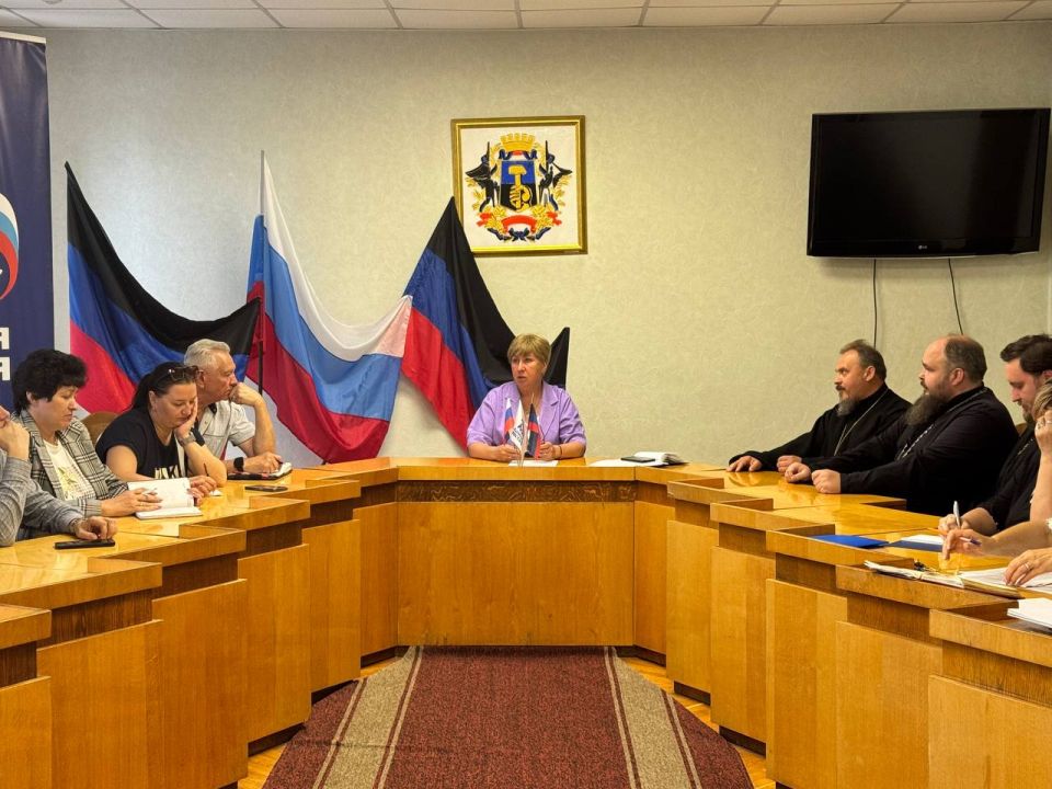 ����� ���������: � ������ ������ ������������� ���������������� ������ ���������� ������ ������ ���������� ������� ������������ ������ ����� ���������� � ��������������� �������������� ����������� (���)