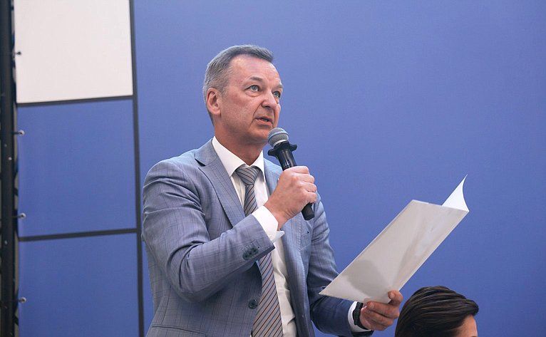 ����� ��������� ������ � ������ �������� ������� �������� ������������ �������������� ��������� � �. �����