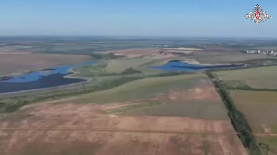 Минобороны России: Мощные авиаудары: ВКС России отработали по пунктам временной дислокации противника авиационными бомбами ФАБ-500 и ФАБ-1500
