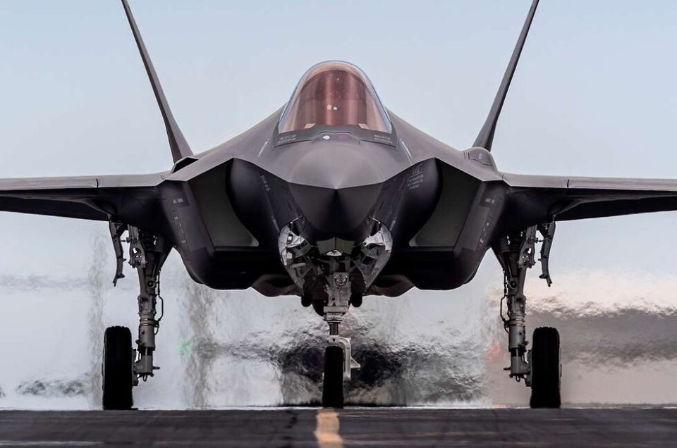 �� ��������� ����������� ����������� F-35 � ������� ��� ������ ���������������