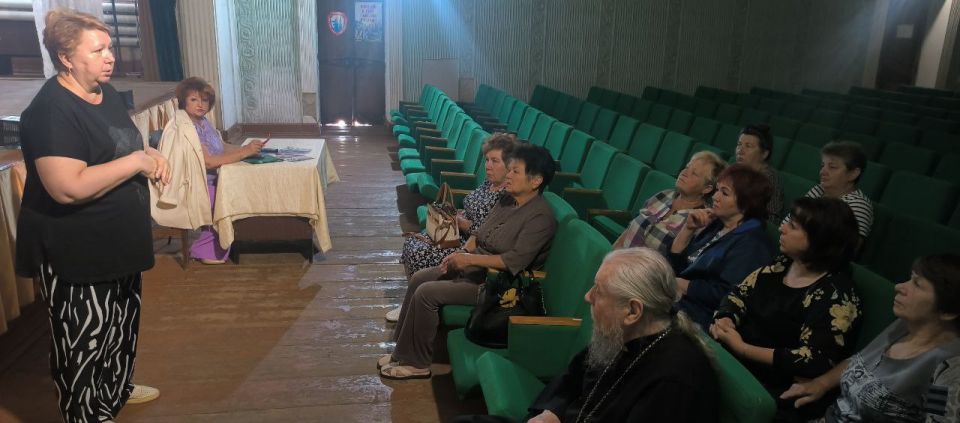 В пос. Кленовка состоялась встреча с населением