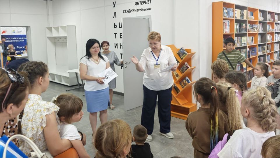 ГБУ «Амвросиевский РЦЗ» подвел итоги Всероссийской ярмарки трудоустройства «Работа России.Время возможностей», которая состоялась на базе Централизованной библиотечной системы Амвросиевского муниципального округа и стала...