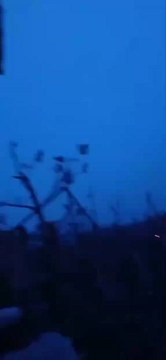 Чингис Дамбиев: Накрытие позиций украинских боевиков в Дзержинске кассетными боеприпасами