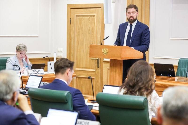 Александр Волошин: #работа_в_СФ. Сегодня в Совете Федерации состоялось расширенное заседание комитета по федеративному устройству, региональной политике, местному самоуправлению и делам Севера
