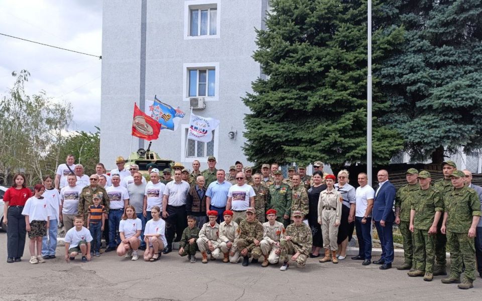 В Снежном прошло мероприятие ко Дню ветеранов боевых действий