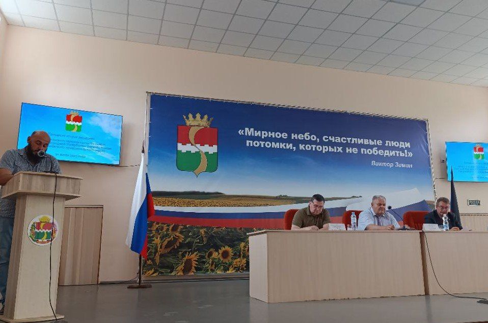 Игорь Лызов: Принял участие в 52-м заседании Амвросиевского муниципального совета ДНР первого созыва