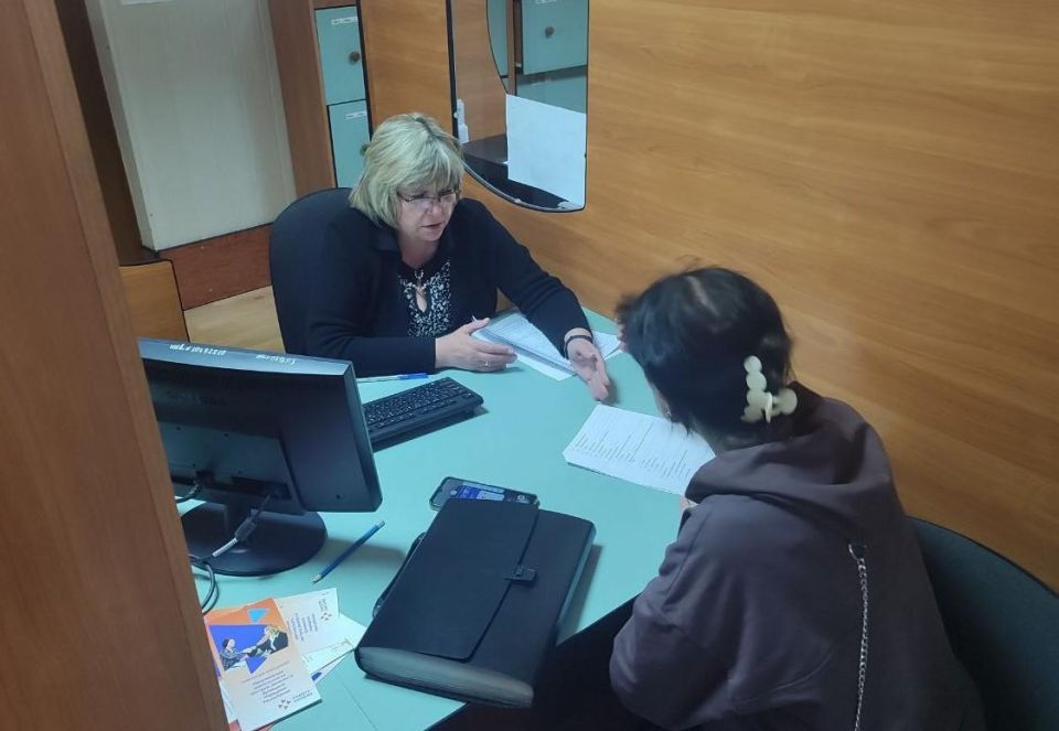 Жители Дзержинска нашли работу благодаря центру занятости Горловки