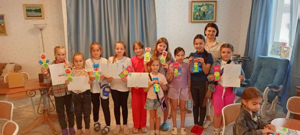 С 1 июля в МБУ «МИРОНОВСКИЙ ПОСЕЛКОВЫЙ ДК» начала работать детская комната для досуга девчонок и мальчишек посёлка Мироновский