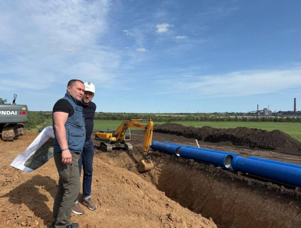 Вице-премьер Дмитрий Бердников проинспектировал ход строительства водовода