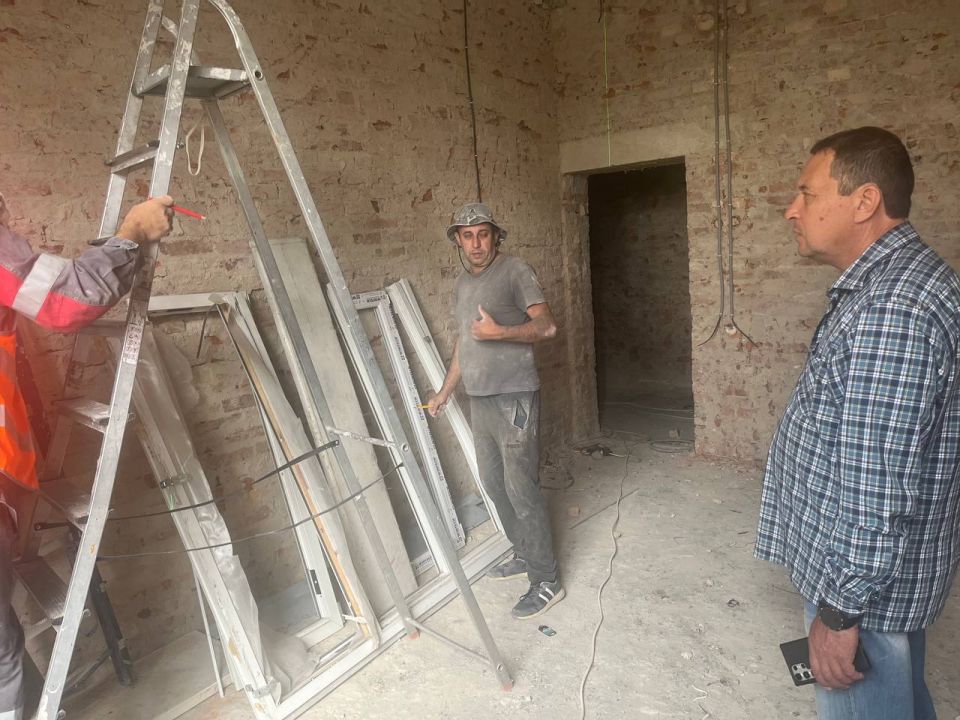 Константин Зинченко: Проверил ход восстановления общежития в пгт Донское