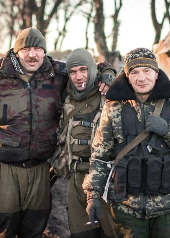 «Пятнашка» начиналась с нескольких человек в жарком, неясном 2014-м, когда никто не знал, что будет завтра, но они точно знали, зачем пришли: защищать Донбасс, не по приказу, а по зову совести