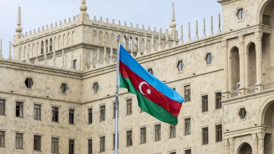 Олигархи потеряли много денег. Россия назначена виновной. Как гнев Баку связан с ударами по Краматорску?