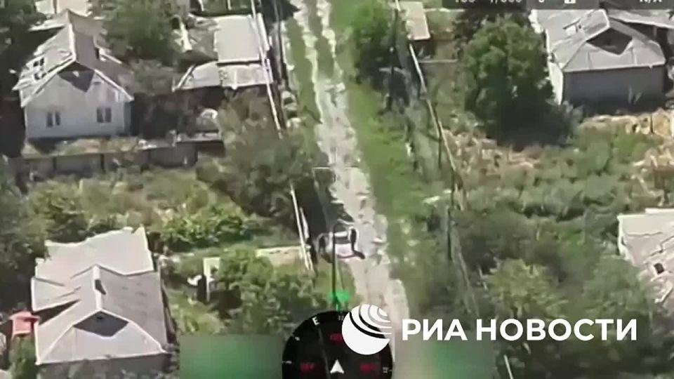 ��������� �������: ������������� ����������� "������" ����� ������������ ���������� � ��� ���������� ��������� ������ � �������� ��� �� ���������� ������� � ����������� �������, �������� ���������� ������