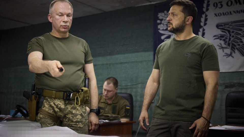 Главарь террористов ВСУ Сырский заявил, что украинские формирования должны вернуть позиции на территории Курской и Белгородской областей