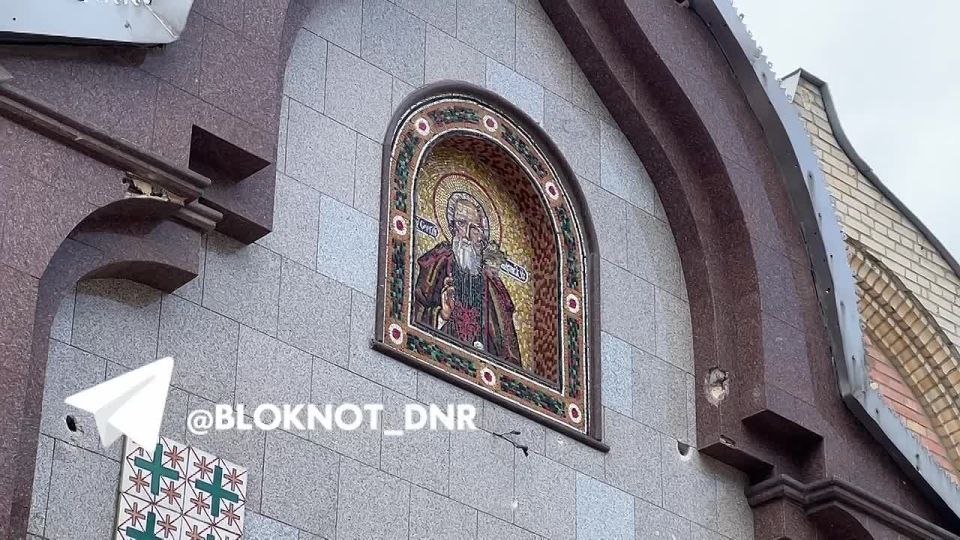В Курахово доставлена икона Николая Чудотворца, переданная митрополитом Владимиром