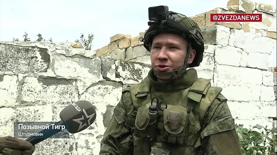 Миной ВСУ может оказаться даже шоколадка — наши бойцы обнаружили хитро замаскированные боеприпасы под Угледаром