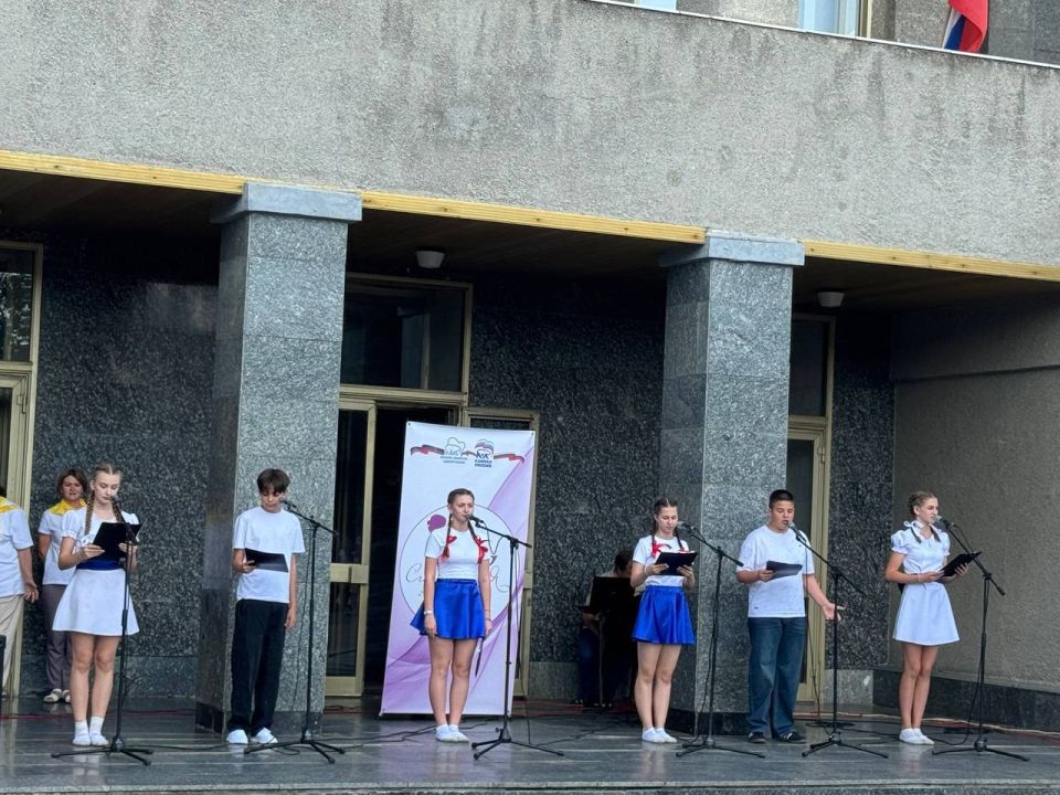 ����� �����: ����, ����, � - ������� �����