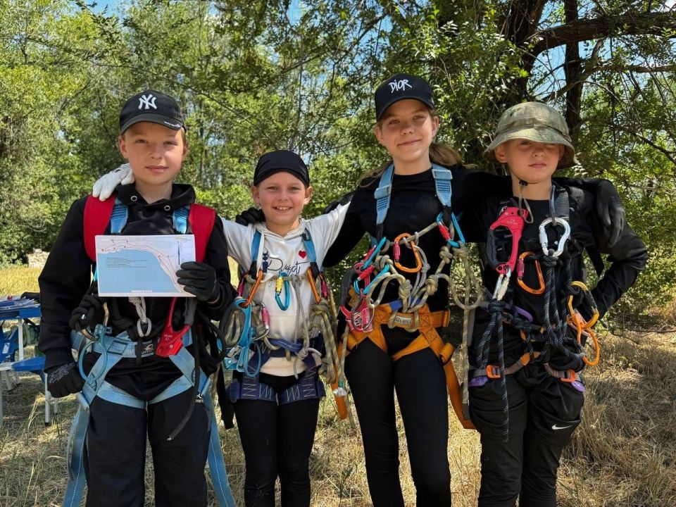 Донецкий Республиканский Центр туризма, краеведения и организации отдыха детей провел Республиканский туристский слет