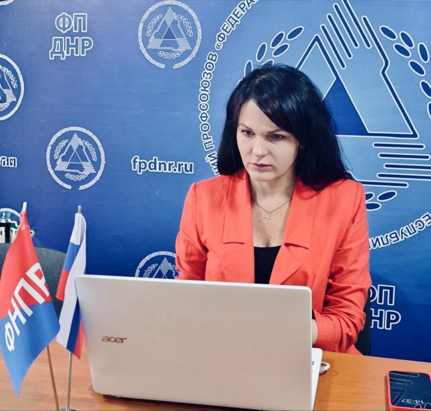 Члены Общественной палаты ДНР Елена Молчанова и Роман Сметанин приняли участие в круглом столе на тему: «Обеспечение жильем детей-сирот: общественный контроль и эффективность», организованном Общественной палатой Российской...