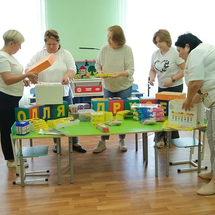 Детсад с Ямала помогает коллегам из Волновахи