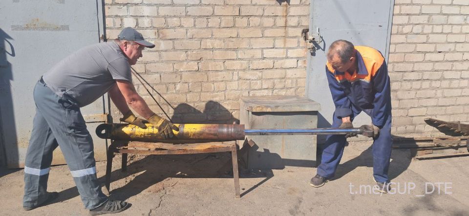 ЛИЦА «ДОНБАССТЕПЛОЭНЕРГО»: АВТОТРАНСПОРТНЫЙ ЦЕХ «МАКЕЕВКАТЕПЛОСЕТИ» - ВАЖНЕЙШЕЕ ПОДРАЗДЕЛЕНИЕ ПРЕДПРИЯТИЯ