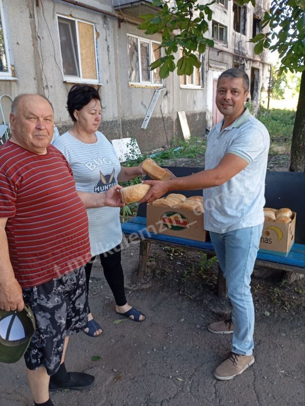 Алексей Кулемзин: Администрация городского округа Донецк продолжает помогать населению освобожденной Красногоровки