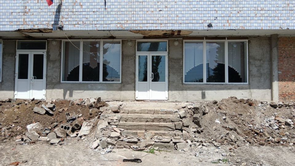 Наталья Великодная: Ремонтные работы Тельмановского районного Дома культура продолжаются