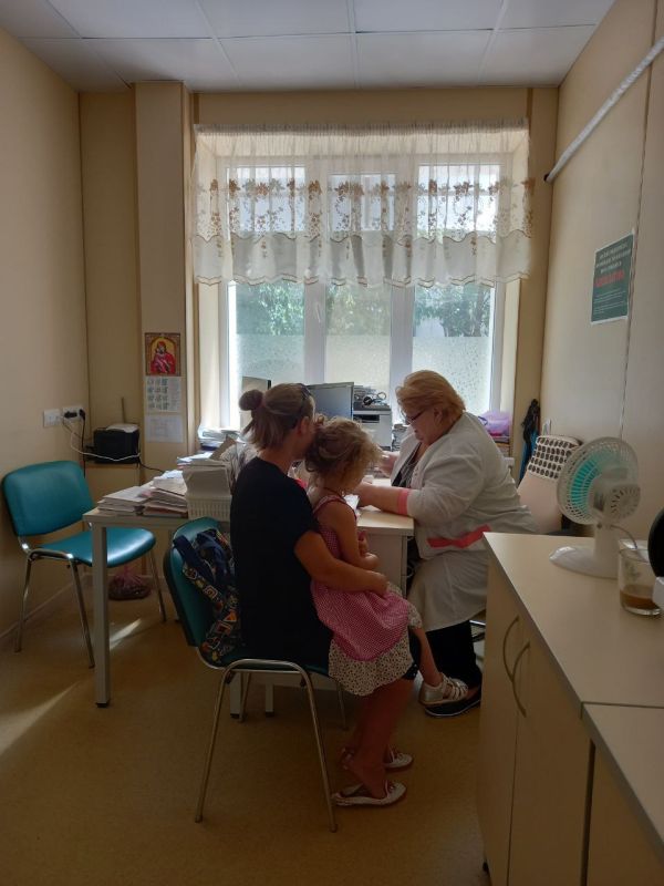 Школьники Тельмановского муниципального округа проходят профилактический медицинский осмотр в Тельмановской центральной районной больнице Профилактический медицинский осмотр несовершеннолетнего...