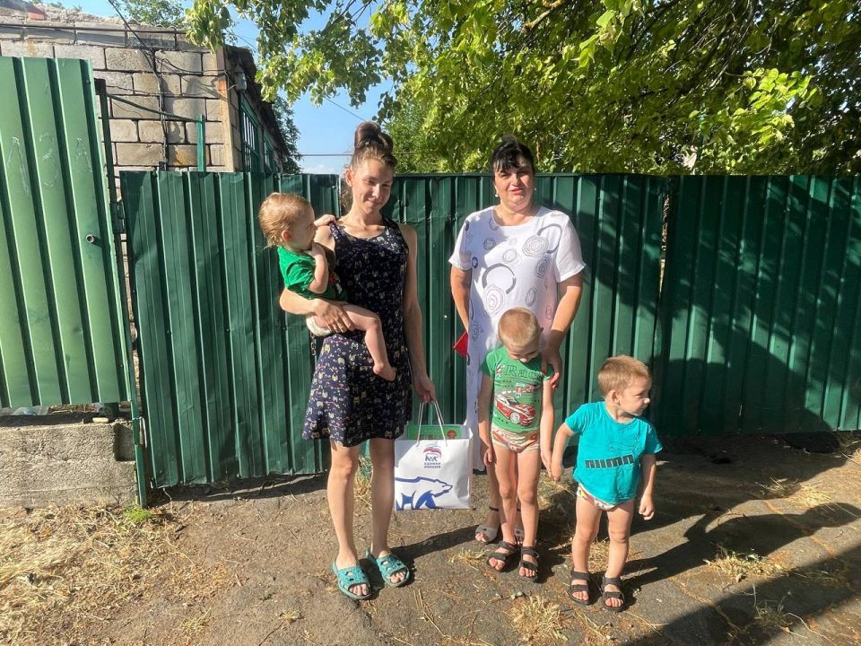 В рамках проекта «Крепкая семья», реализуемого Всероссийской политической партией «Единая Россия», мы стараемся уделять внимание всем семьям нашего округа